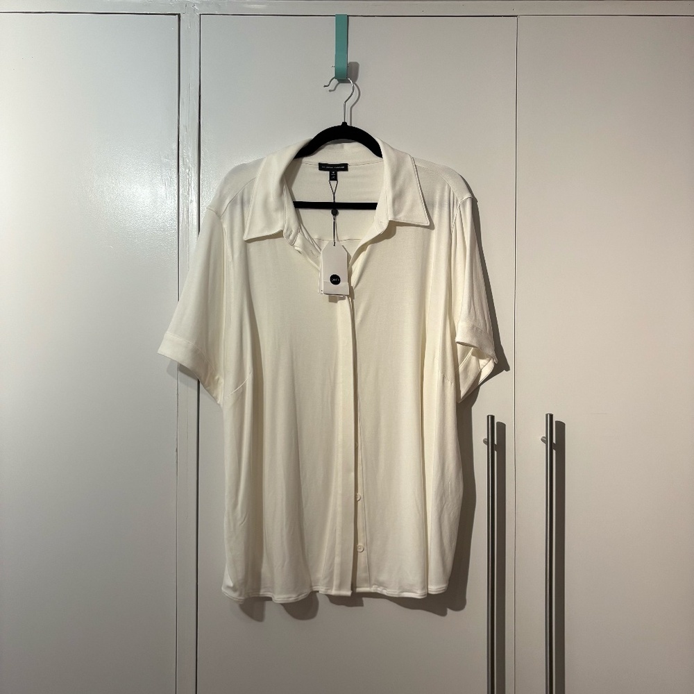 NWT Universal Standard Jersey Short Sleeve Shirt White Medium (18/20)